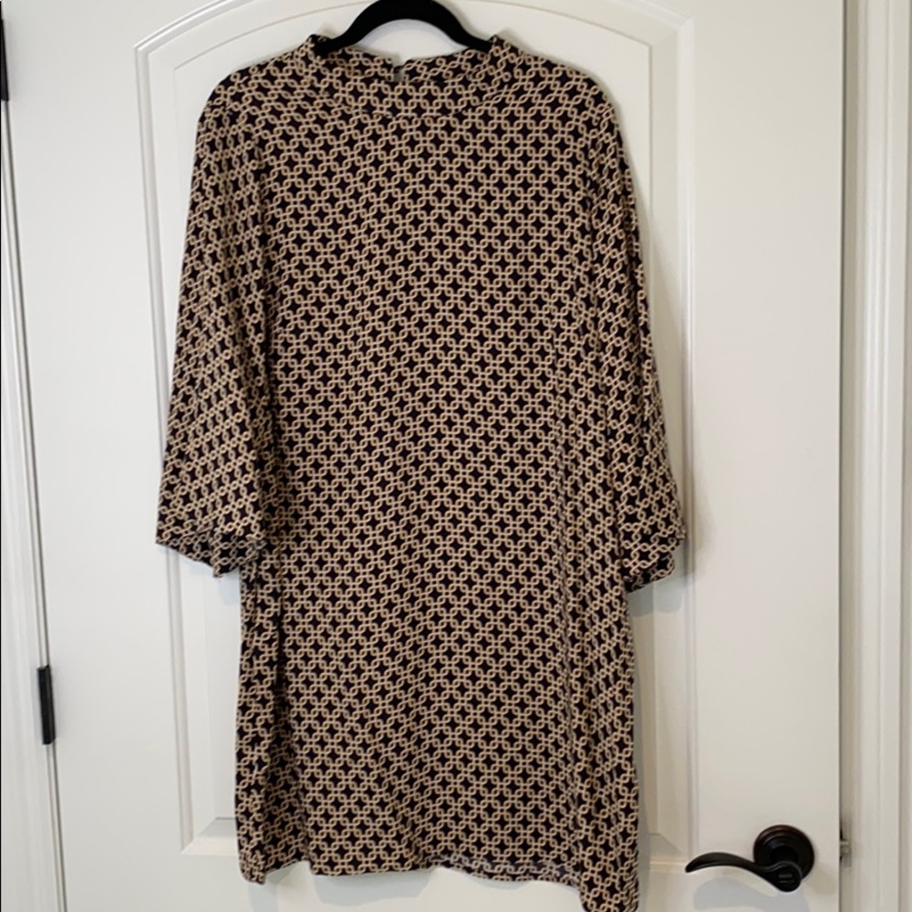 H&M Richard Allen Abstract knee above knee dress